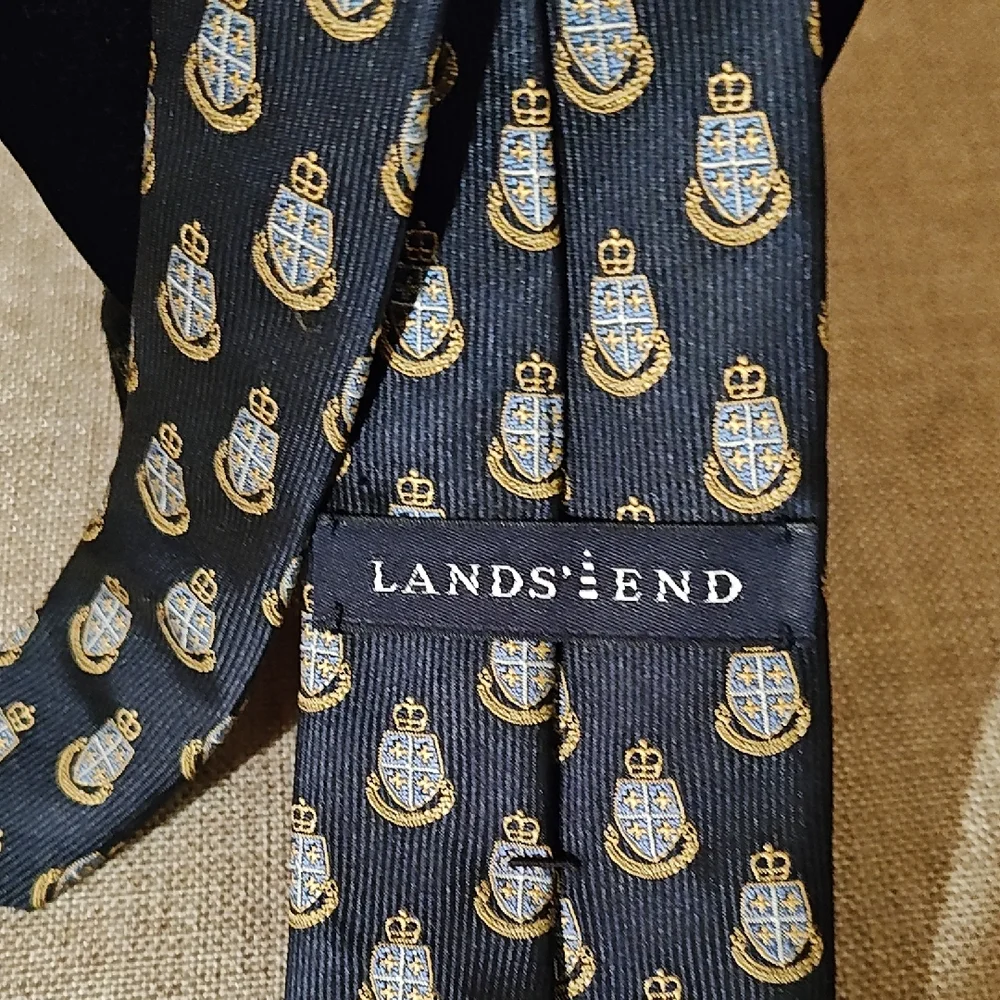 Lands' End Navy and Silver Patterned Tie